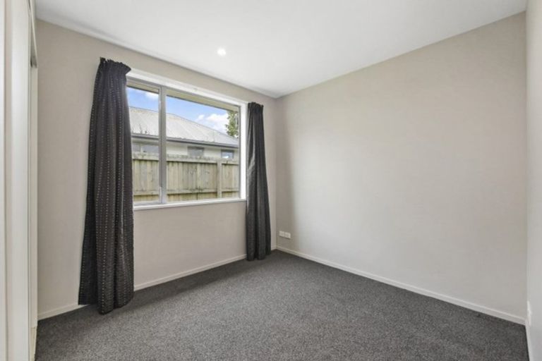 Photo of property in 1/471 Pages Road, Aranui, Christchurch, 8061
