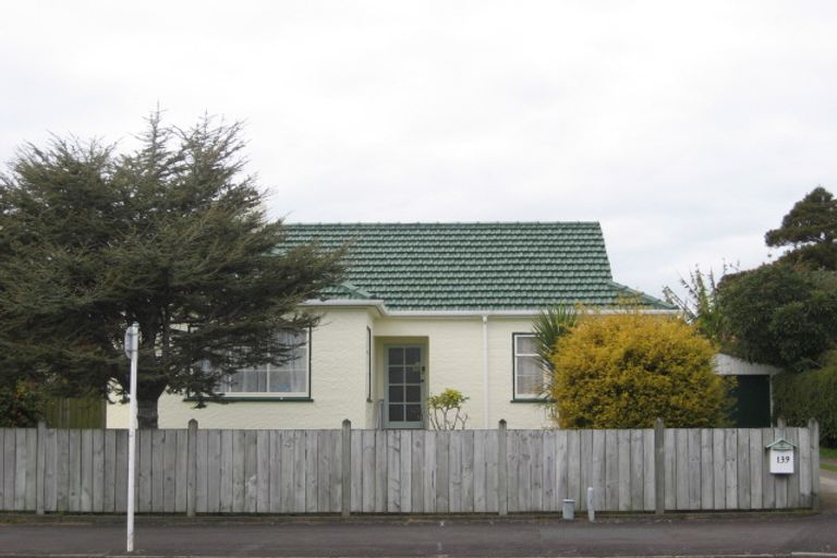 Photo of property in 139 Tukapa Street, Westown, New Plymouth, 4310