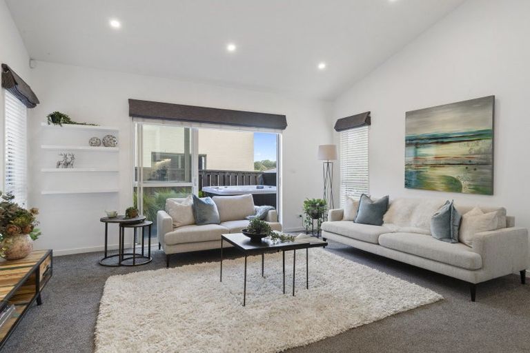 Photo of property in 22 Knoll Rise, Pukekohe, 2120