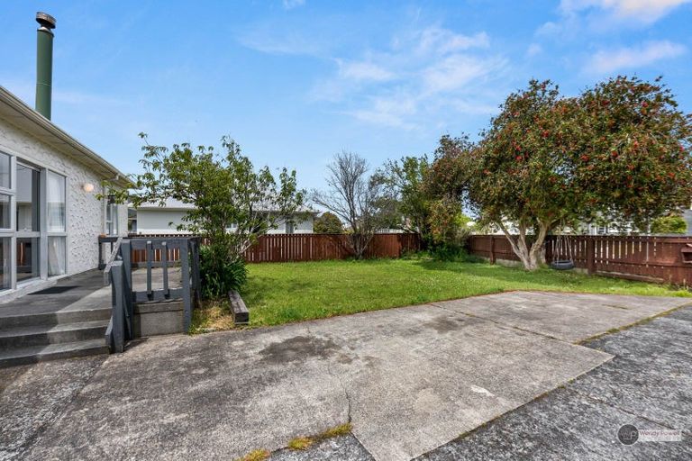 Photo of property in 82 Hewer Crescent, Naenae, Lower Hutt, 5011