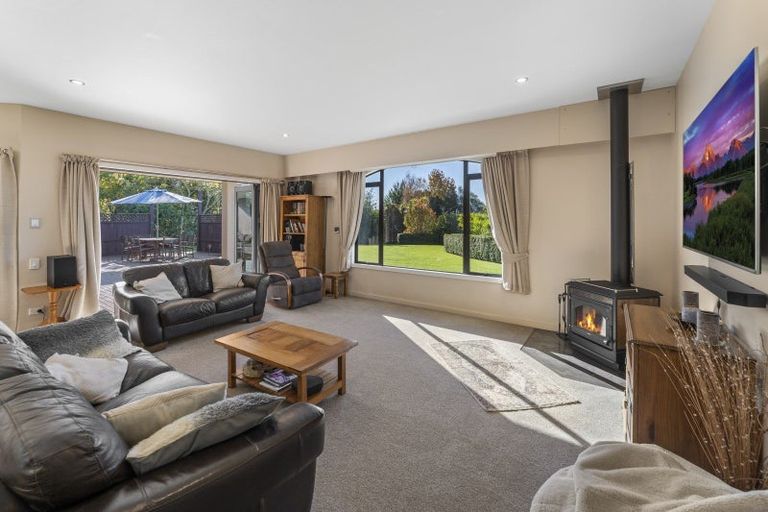 Photo of property in 89 Totara View Road, Wakefield, 7095