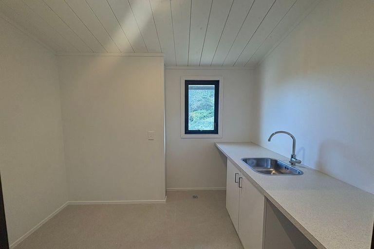 Photo of property in 22 Percy Dyett Drive, Karori, Wellington, 6012