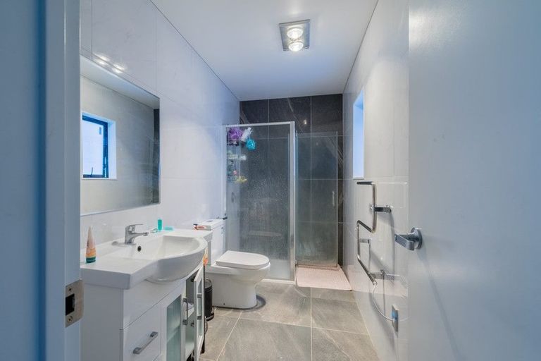 Photo of property in 5 Te Hiko Way, Mangere, Auckland, 2022