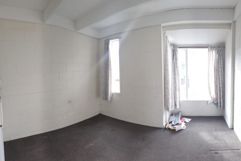 Photo of property in 129 Constable Street, Newtown, Wellington, 6021