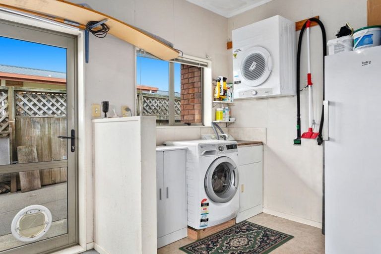 Photo of property in 13 Edgewater Grove, Whakatane, 3120