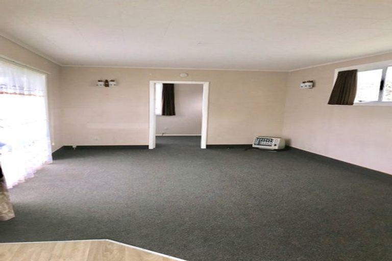 Photo of property in 182 Cambridge Street, Levin, 5510