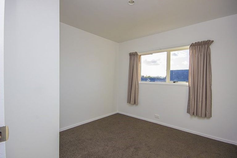 Photo of property in 15 Freda Place, Favona, Auckland, 2024