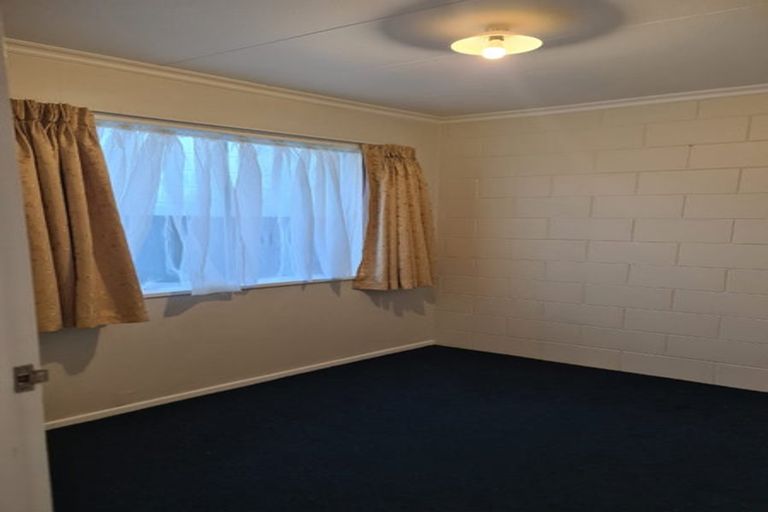 Photo of property in 20 Edgeware Road, Palmerston North, 4410
