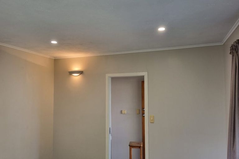 Photo of property in 17c Arran Road, Browns Bay, Auckland, 0630