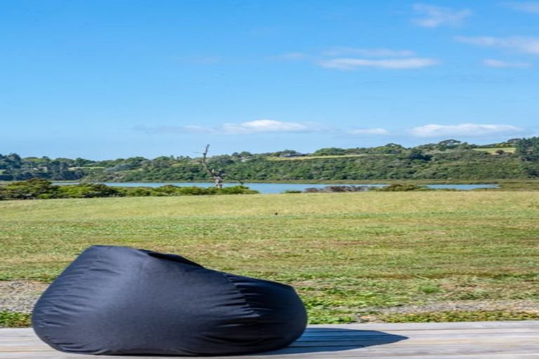 Photo of property in 141 Wades Road, Whitford, Howick, 2571