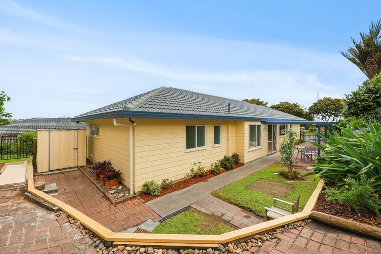 Photo of property in 22 Harvest Drive, Henderson, Auckland, 0612