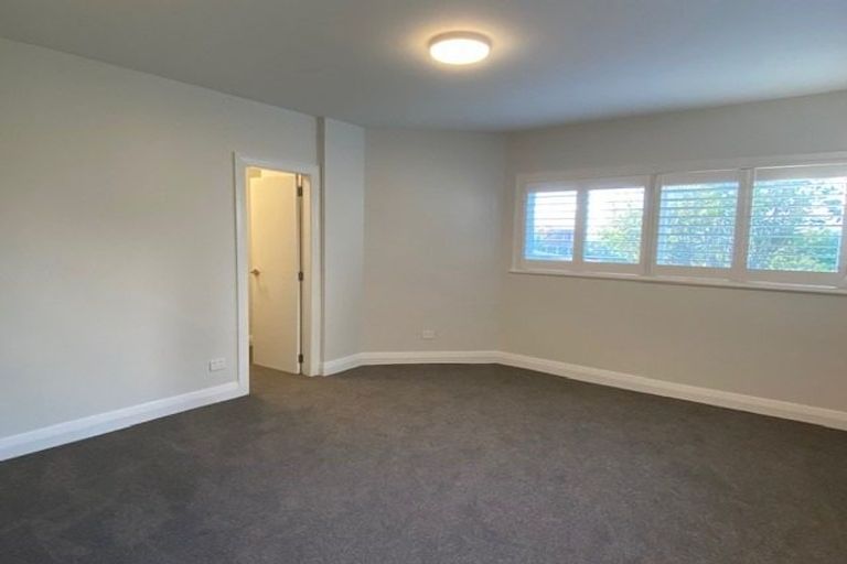 Photo of property in 23 Central Terrace, Kelburn, Wellington, 6012