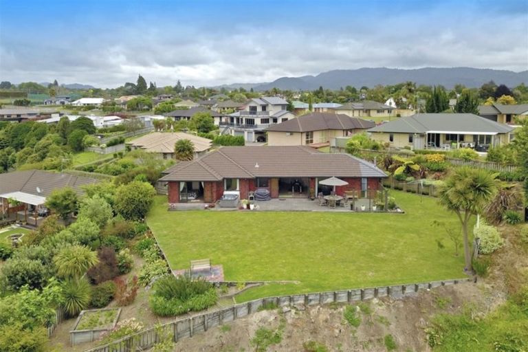 Photo of property in 43 Norm Freeman Drive, Te Puke, 3119