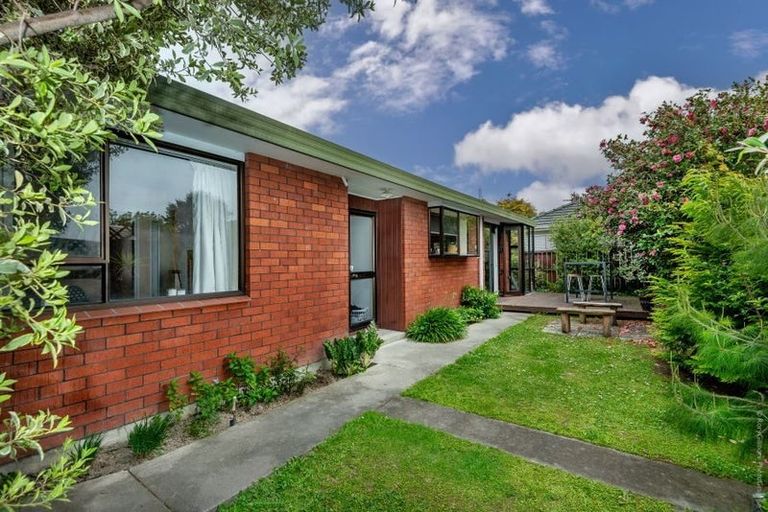 Photo of property in 2 Manuka Street, Mairehau, Christchurch, 8013