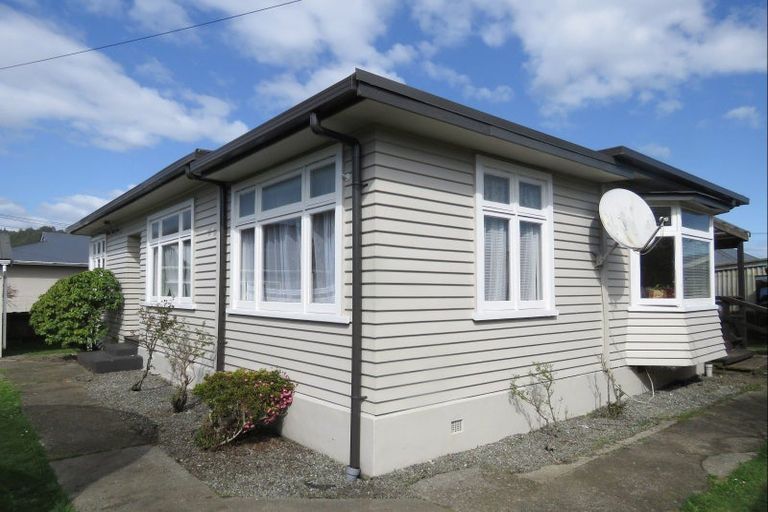 Photo of property in 26 Main Street, Reefton, 7830