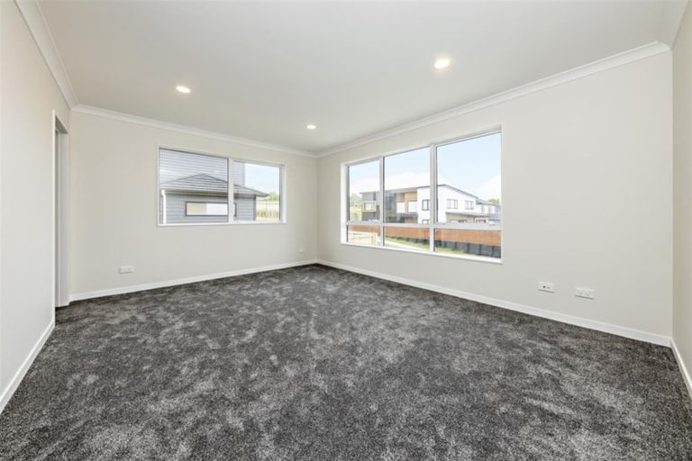 Photo of property in 44 Hangahai Road, Flat Bush, Auckland, 2019