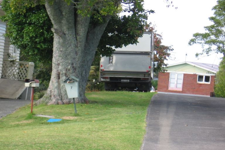 Photo of property in 9 Verran Road, Birkenhead, Auckland, 0626