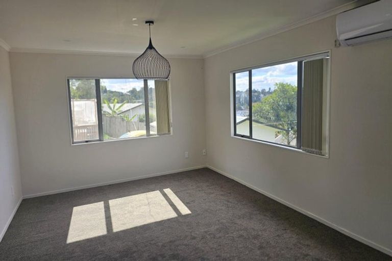 Photo of property in 283a Don Buck Road, Massey, Auckland, 0614