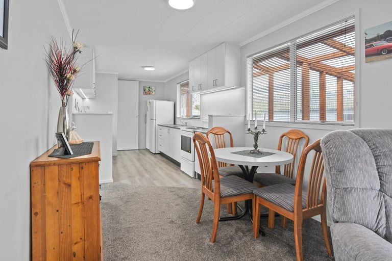 Photo of property in 57 Kowhai Avenue, Rangiora, 7400