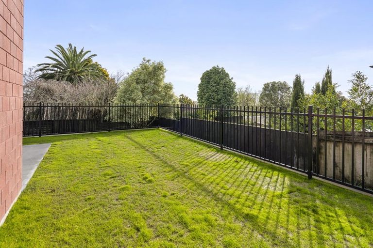 Photo of property in 18u6 Mahoe Street, Melville, Hamilton, 3206