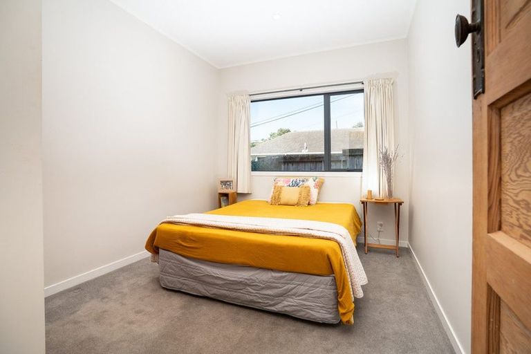 Photo of property in 63 Happy Valley Road, Owhiro Bay, Wellington, 6023
