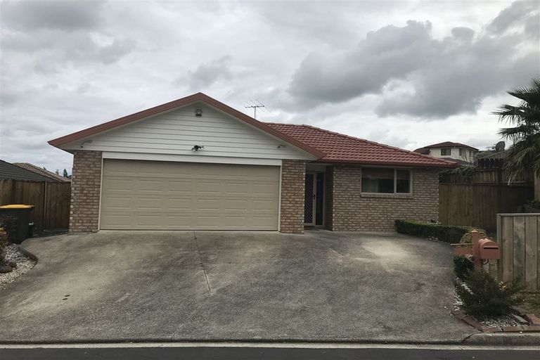 Photo of property in 4 Nykki Place, Papakura, 2110
