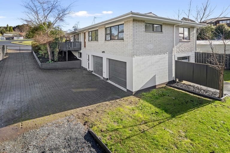 Photo of property in 47 Lachlan Drive, Dinsdale, Hamilton, 3204