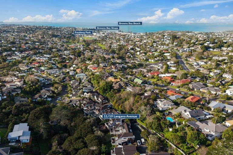 Photo of property in 11/19 Langana Avenue, Browns Bay, Auckland, 0630