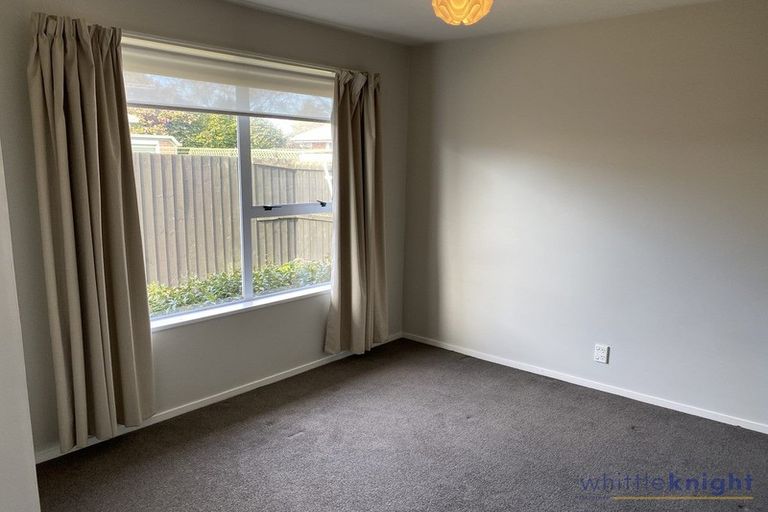 Photo of property in 8 Innisfree Place, Northwood, Christchurch, 8051