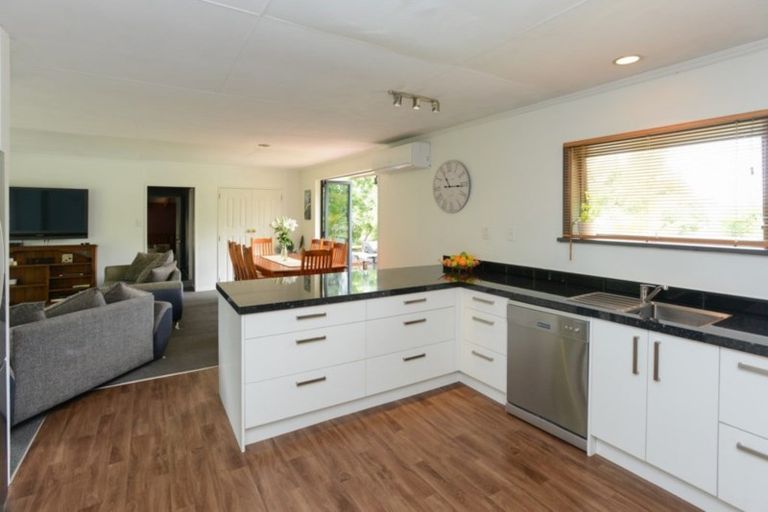 Photo of property in 7 Henderson Street, Otane, 4202