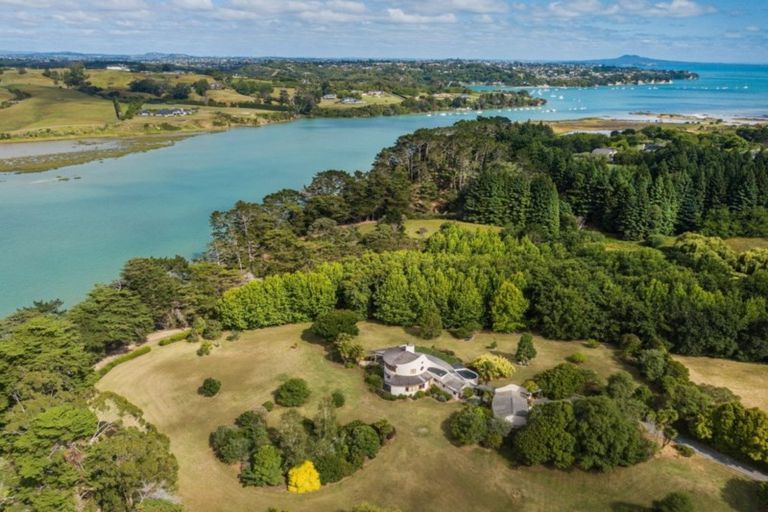 Photo of property in 112 Potts Road, Whitford, Howick, 2571