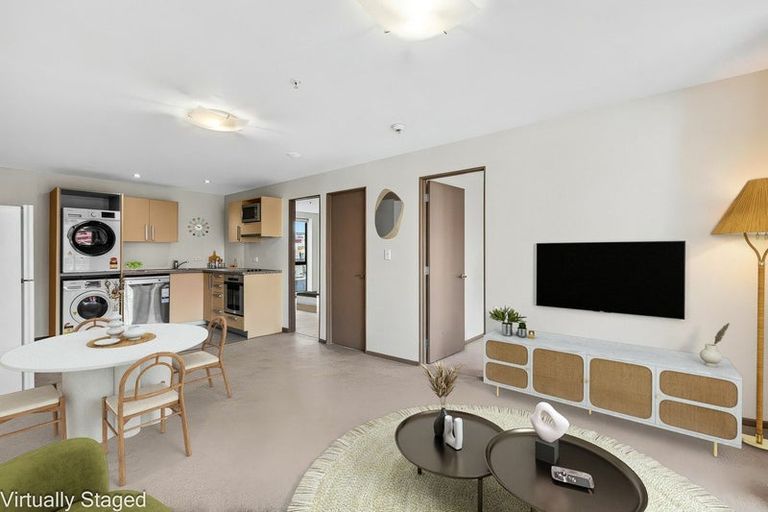 Photo of property in Dual Apartments, 308/142 Vivian Street, Te Aro, Wellington, 6011