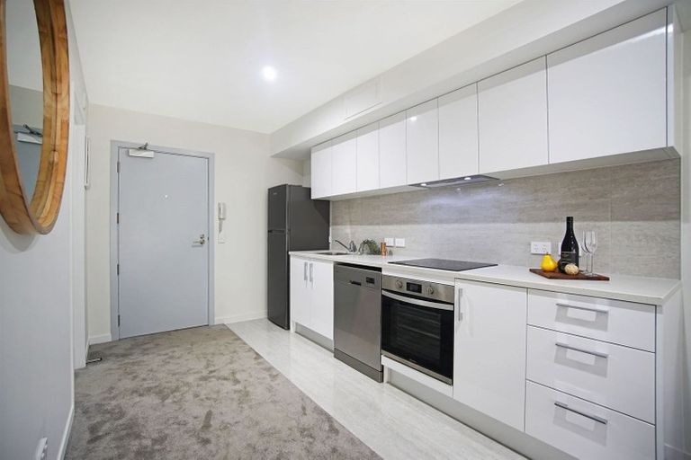 Photo of property in 112/8 Gray Avenue, Mangere East, Auckland, 2024