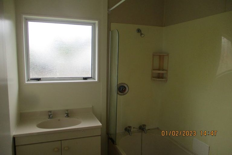 Photo of property in 614f3- Fergusson Drive, Trentham, Upper Hutt, 5018