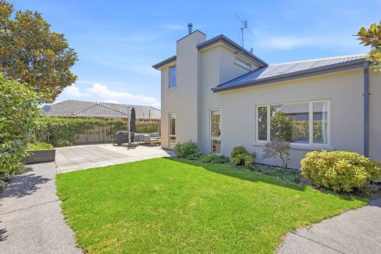 Photo of property in 161 Idris Road, Strowan, Christchurch, 8052