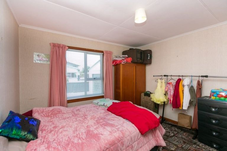 Photo of property in 160 Tukapa Street, Westown, New Plymouth, 4310