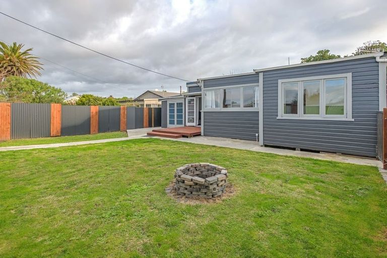 Photo of property in 24 Nuku Street, Tangimoana, 4822