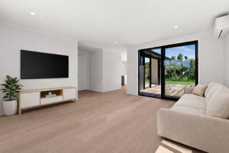 Photo of property in 9 Arihi Crescent, Frimley, Hastings, 4120