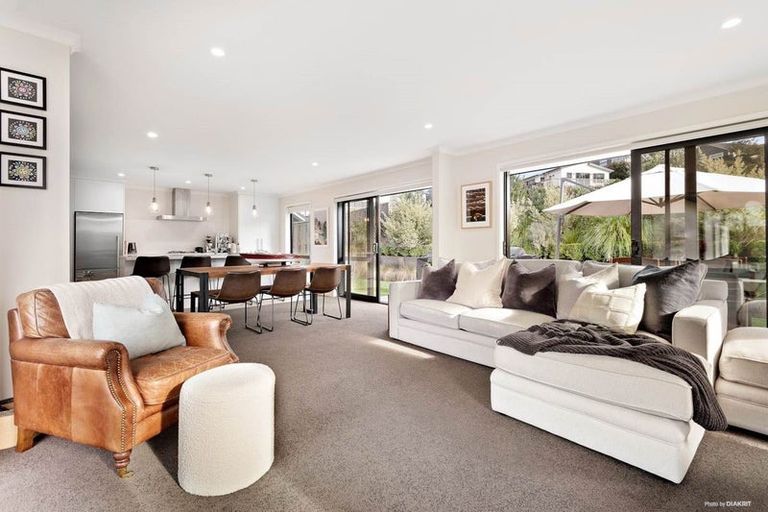 Photo of property in 13 Bale Way, Pukekohe, 2120