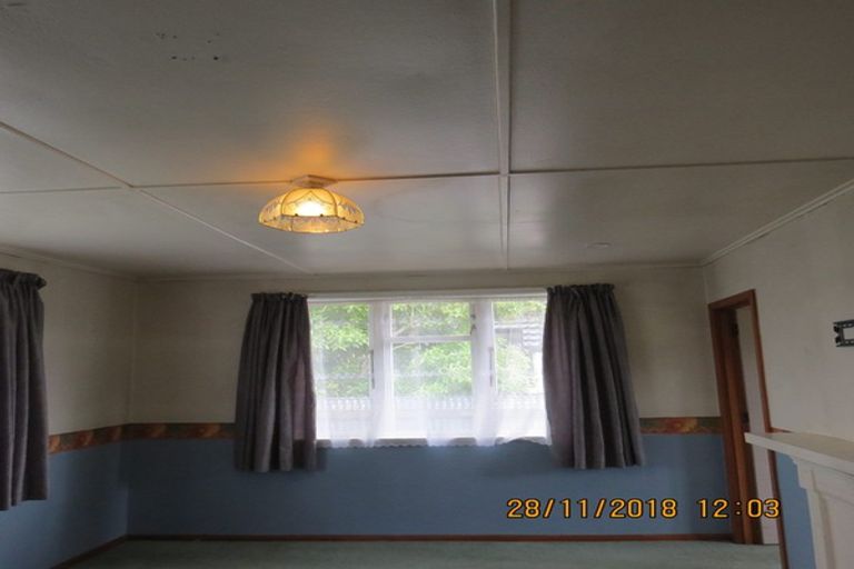 Photo of property in 42 Bibby Street, Waipawa, 4210