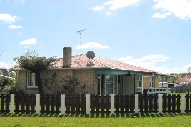 Photo of property in 56 Paki Street, Huntly, 3700