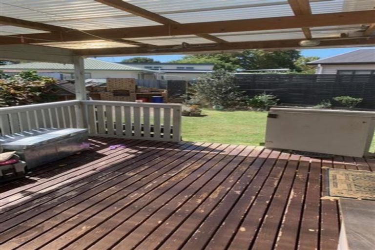 Photo of property in 13 Chantelle Place, Papatoetoe, Auckland, 2025