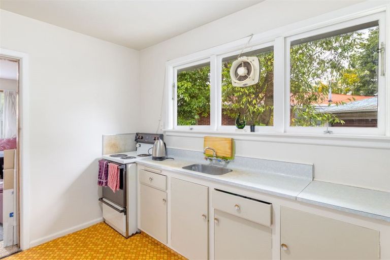 Photo of property in 236 Grahams Road, Burnside, Christchurch, 8053