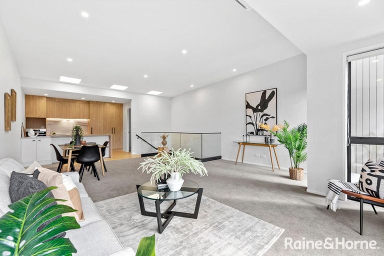 Photo of property in 21/12 Westmorland Rise, Bethlehem, Tauranga, 3110