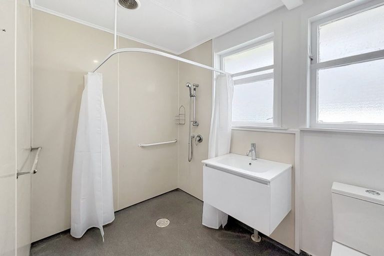 Photo of property in 163 Puriri Street, Castlecliff, Whanganui, 4501