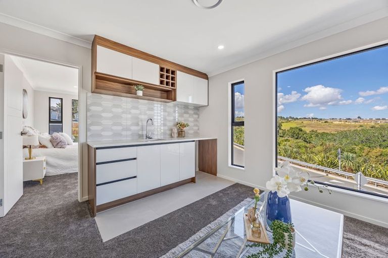 Photo of property in 31 Hauhake Road, Flat Bush, Auckland, 2019