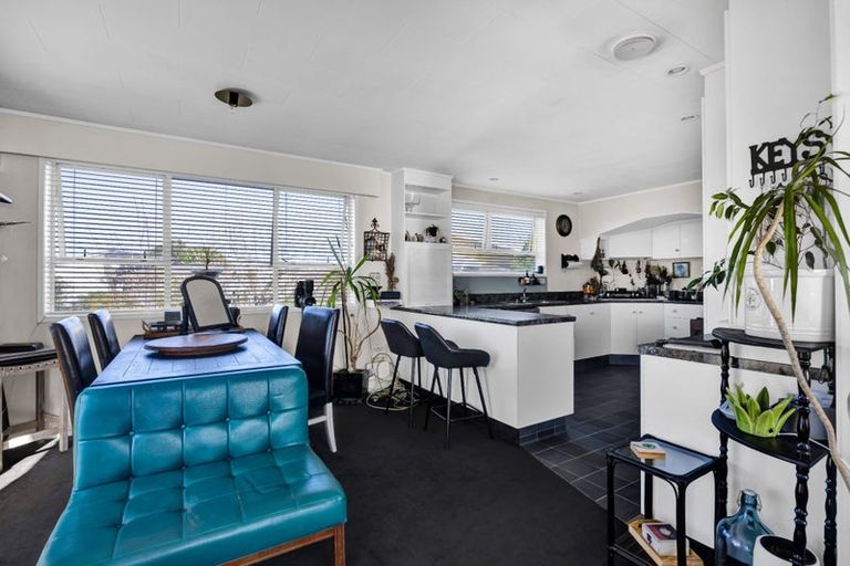 Photo of property in 4 Ropata Street, Hawera, 4610