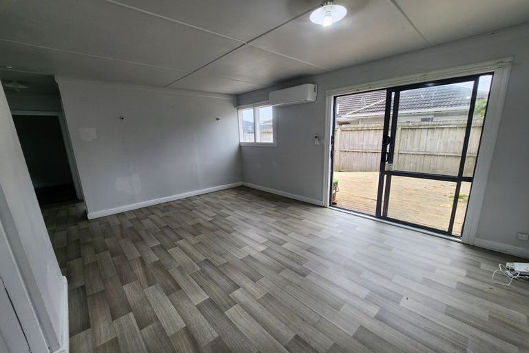 Photo of property in 30 Hooks Road, Manurewa, Auckland, 2102