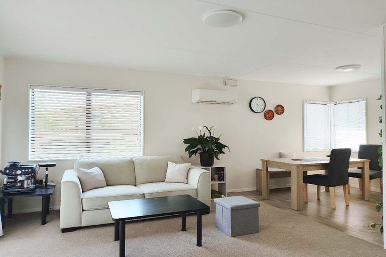 Photo of property in 2/201 Avondale Road, Greenmeadows, Napier, 4112