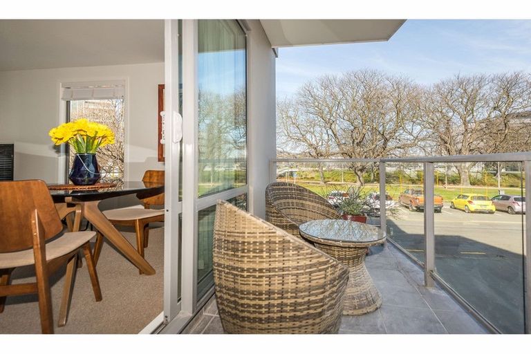 Photo of property in 6/245 Montreal Street, Christchurch Central, Christchurch, 8013